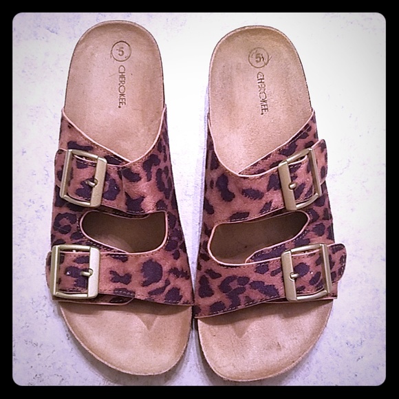 Cherokee Shoes - Cheetah print sandals